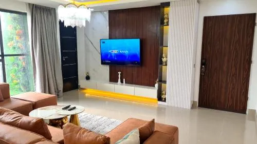Jay's Luxury Condo