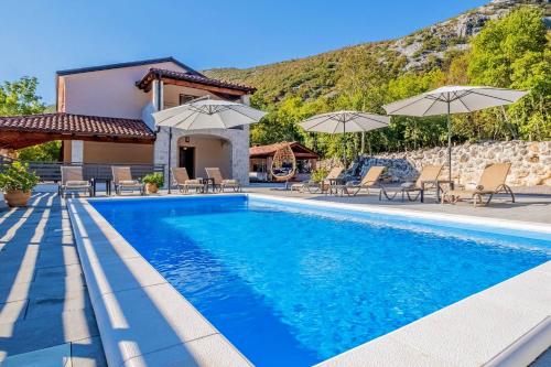 Villa ARIA