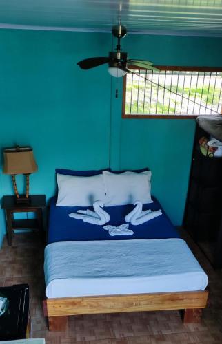 Gulta vai gultas numurā naktsmītnē Casa Costa Azul