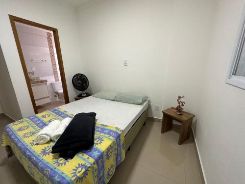 Postel nebo postele na pokoji v ubytování VENUS - 3DORM CONFORTO AR COND & CHARME, na melhor localização Máx 7
