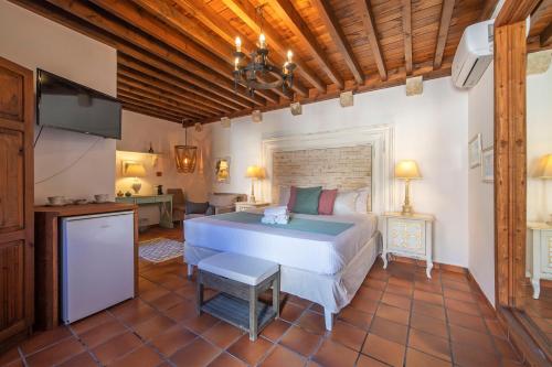 Saint Artemios Boutique Hotel