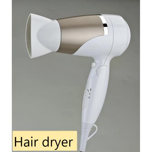 a hairdryer with a hair dryer at Stan na dan Koprivnica-Comfort in Koprivnica