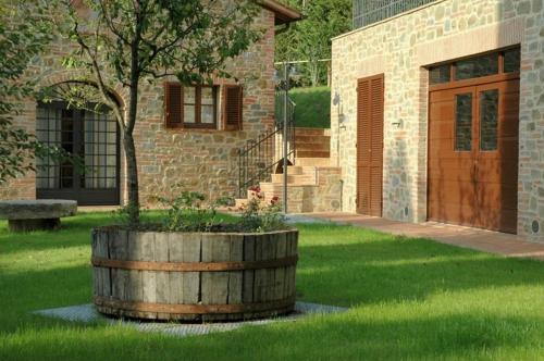 Κήπος έξω από το Agriturismo CaseGraziani