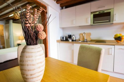 Apartamentos Huertas 10 photo 89