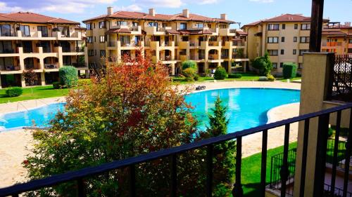 Πισίνα στο ή κοντά στο HC Apartments Kaliakria