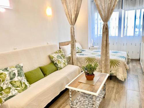 Estudio Bahia Playa de las Canteras
