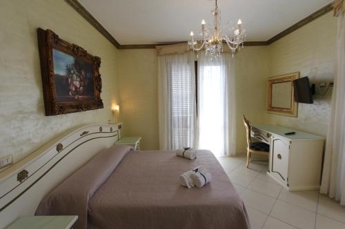 Imagen de la galería de DIO DEL MARE LUXURY ROOM, en Porto Cesareo