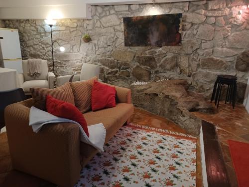 Posezení v ubytování One bedroom apartement with wifi at Porto