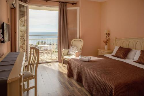 Posteľ alebo postele v izbe v ubytovaní Hotel Roger de Flor by Seleqtta