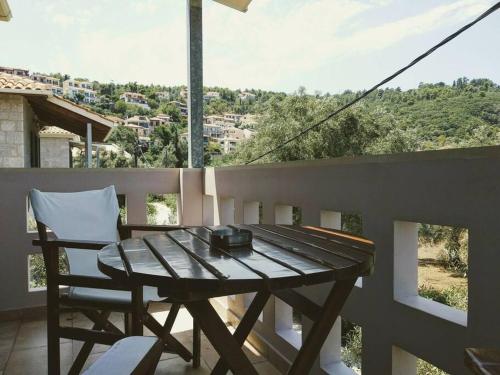 Villa *Orizontas*/5' from town-sea/Mountain view