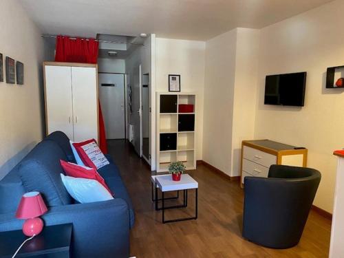 Studio avec Balcon Sud, Wi-Fi et Parking Couvert, Centre Brides-les-Bains - FR-1-512-135