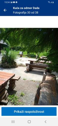 a screenshot of a picture of benches in a park at Apartmani Dada Kanjon Grmuša in Bihać