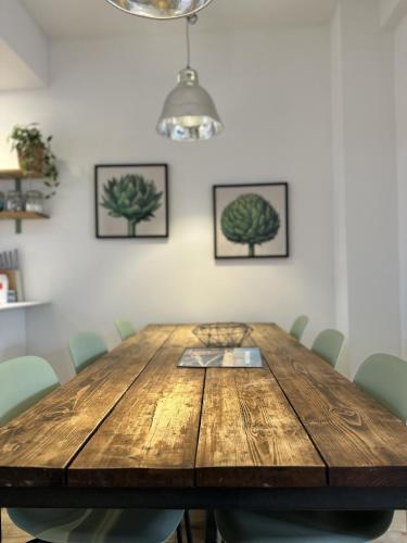 Ideal Bristol getaway - 3 bed harbourside home photo 20
