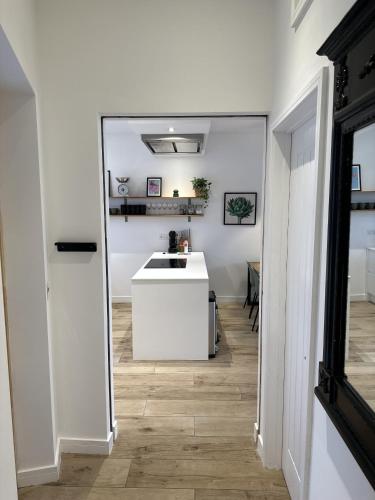 Ideal Bristol getaway - 3 bed harbourside home photo 71