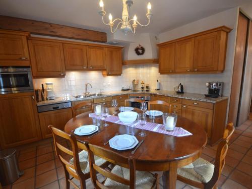 Фотография из галереи Les Gets - Joli appartement 3 chambres avec terrasse et parking, 4 étoiles, au coeur du village - FR-1-623-101 в городе Ле-Же