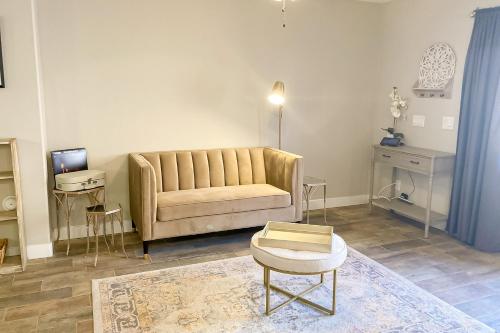 The White Orchid, Unit 1162