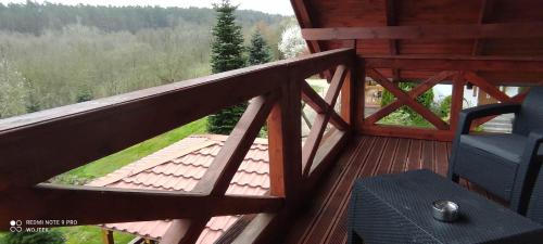 Ein Balkon oder eine Terrasse in der Unterkunft Gajówka Świt