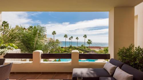 Frontline luxury 10 mins from Puerto Banús RDR303