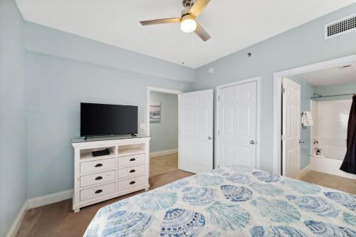 A Shore Thing at Laketown Wharf #1904 by Nautical Properties photo 20