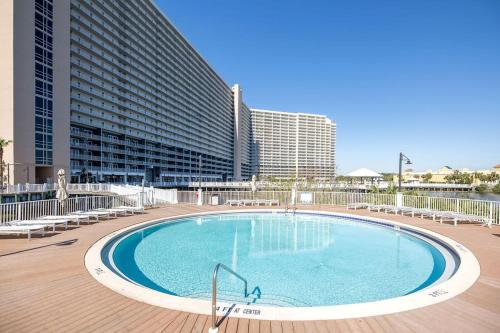A Shore Thing at Laketown Wharf #1904 by Nautical Properties photo 30
