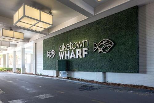 A Shore Thing at Laketown Wharf #1904 by Nautical Properties photo 39