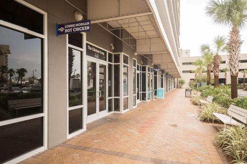 A Shore Thing at Laketown Wharf #1904 by Nautical Properties photo 40