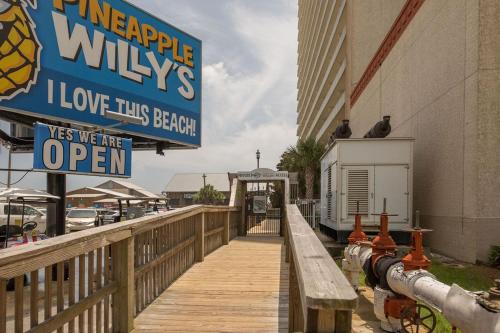 A Shore Thing at Laketown Wharf #1904 by Nautical Properties photo 50