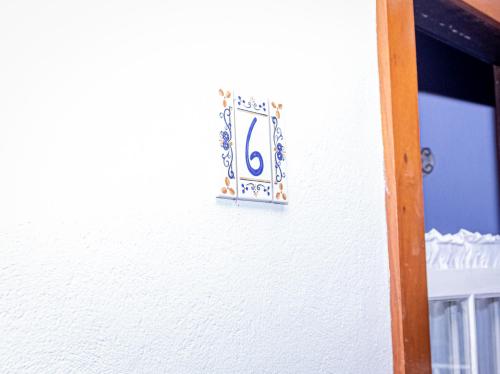 Πιστοποιητικό, βραβείο, πινακίδα ή έγγραφο που προβάλλεται στο Casa de Violeta Pousada