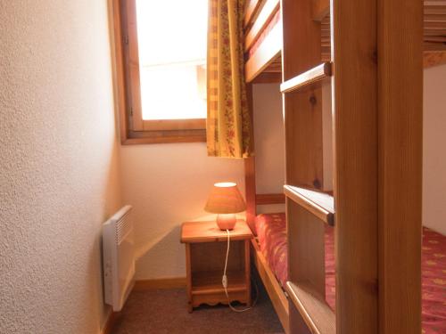 Säng eller sängar i ett rum på Appartement Aussois, 3 pièces, 6 personnes - FR-1-508-140