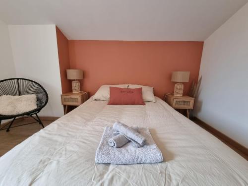 Zdjęcie z galerii obiektu Etxea Dorea - Chambre chez habitant - maison basque w mieście Lahonce