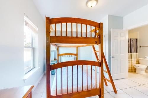 Ένα μπάνιο στο Jenny Lind West by Meyer Vacation Rentals