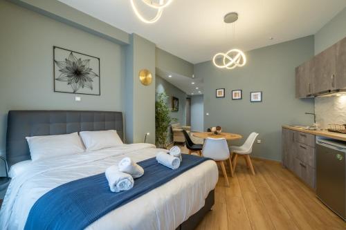 Ένα ή περισσότερα κρεβάτια σε δωμάτιο στο Amazing Apartments @ Monastiraki Subway Station