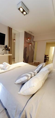Postel nebo postele na pokoji v ubytování Av Avellaneda - Bon Repos