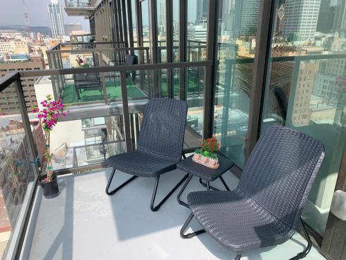 Top Floor 3 Bed 3 Bath Penthouse Living In Luxury photo 43
