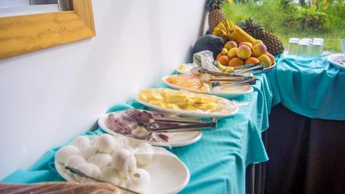 Comida en la casa de huéspedes o alrededores
