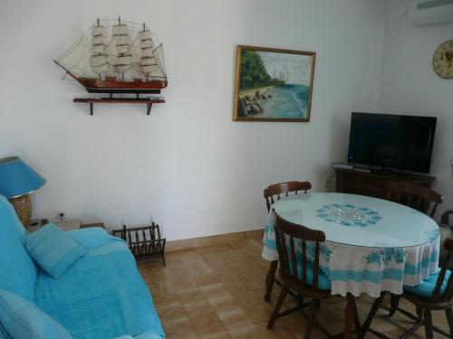 Apartments by the sea Barbat, Rab - 21169
