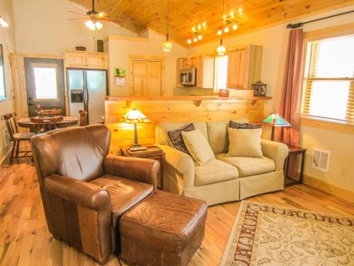Bear Tracks Cabin – Photos 2