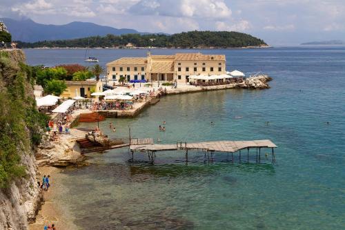 Maria & Philip's Garitsa Hideaway