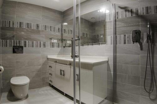 Apartamento SEA SENSES VICTORIA frente al mar
