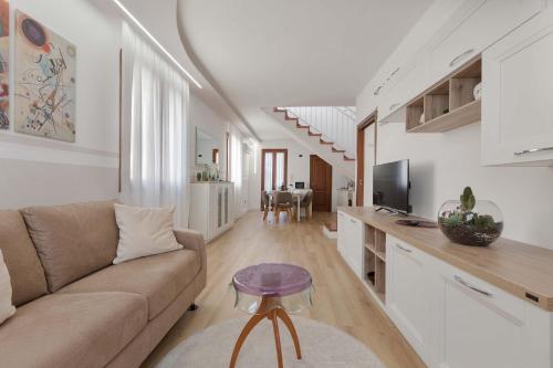 Casa di Bea by BarbarHouse