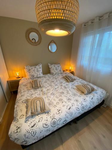 LE BOHEME CHIC PATTE D'OIE ****