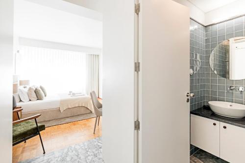 Ceuta Studio Apartments by LovelyStay