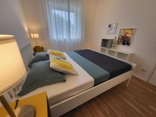 Posteľ alebo postele v izbe v ubytovaní Korčula - apartman 1, Prigradica - IVAN
