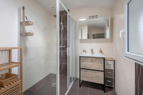 Kúpeľňa v ubytovaní Charmante maison entre La Baule et Guérande