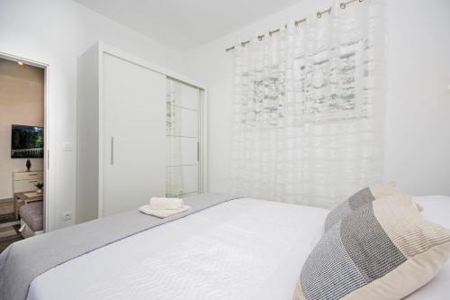 Apartmani Rokov