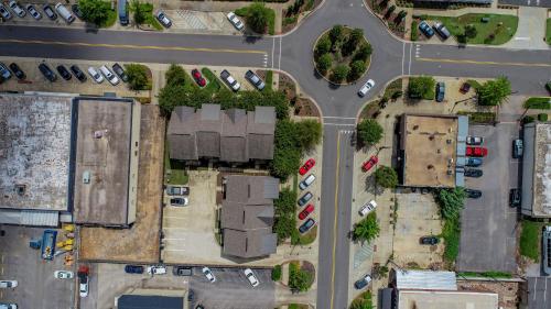 an overhead view of a street with cars and houses at Bama Getaway in Tuscaloosa