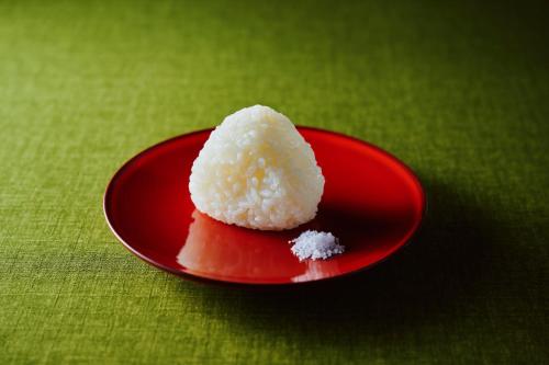 ホテルの敷地内または近くでの食事または食べ物