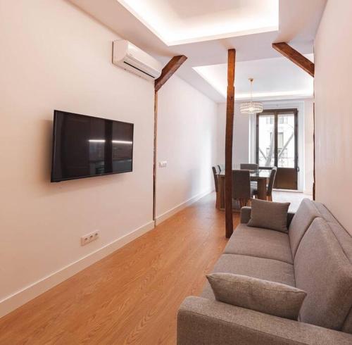 Zdjęcie z galerii obiektu Goya II calle General Pardiñas 2BR 1BH w Madrycie