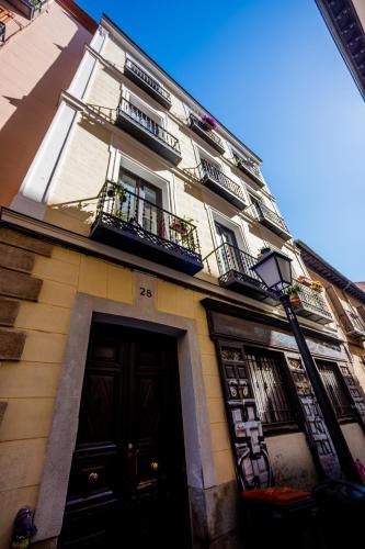 For you Rentals Elegante y colonial Apartamento TEMPORAL en Malasaña MAD283