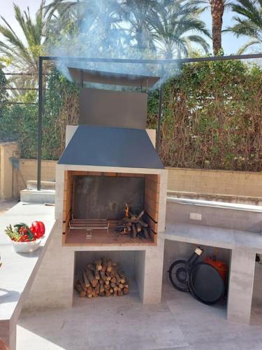 Large Sun Villa in Alicante with pool and BBQ